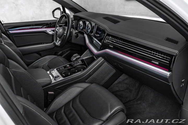 Volkswagen Touareg 210kW R-line 4M Vzduch IQ 2019