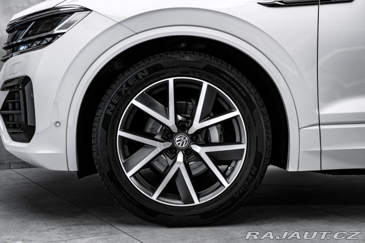 Volkswagen Touareg 210kW R-line 4M Vzduch IQ 2019