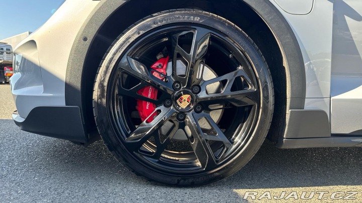 Porsche Taycan 4S Cross Turismo 2024