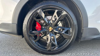 Porsche Taycan 4S Cross Turismo 2024