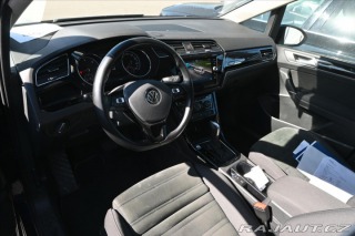 Volkswagen Touran 2,0 TDI 110 kW DSG 7/Míst 2021