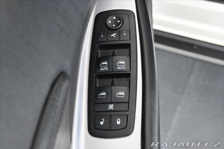 Fiat Freemont 2,0 MJT 125 kW 4x4 7/MÍST 2013