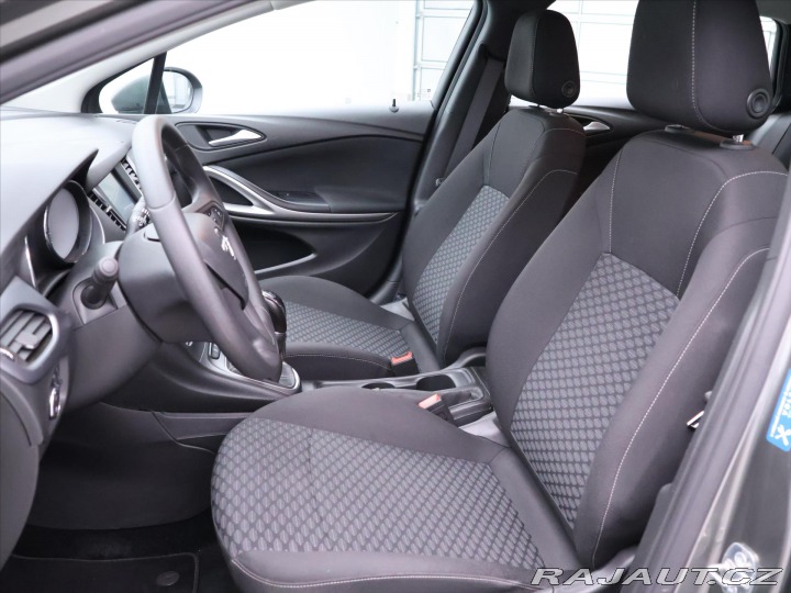 Opel Astra 1,2 Turbo 81kW Business D 2021