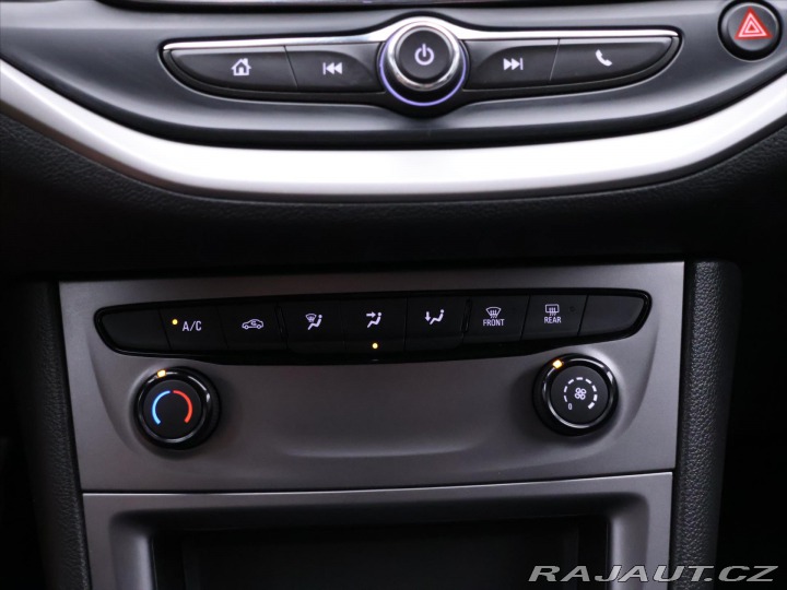 Opel Astra 1,2 Turbo 81kW Business D 2021