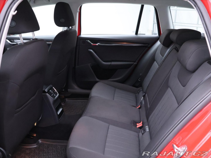 Škoda Octavia 2,0 TDI 135kW 4x4 DSG Sty 2020