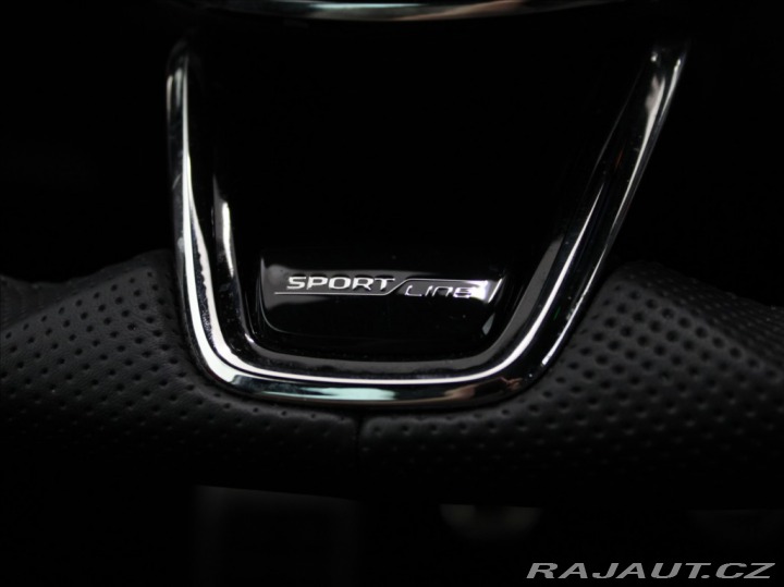 Škoda Octavia 1,5 TSi SportLine 5L.Zar. 2023