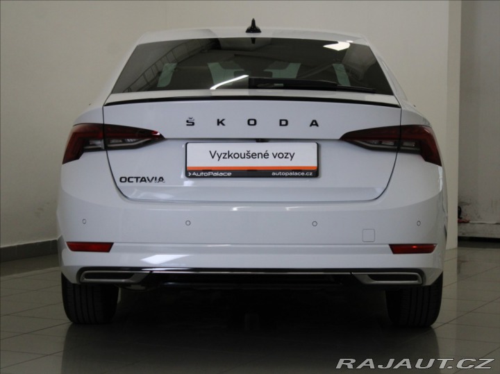 Škoda Octavia 1,5 TSi SportLine 5L.Zar. 2023