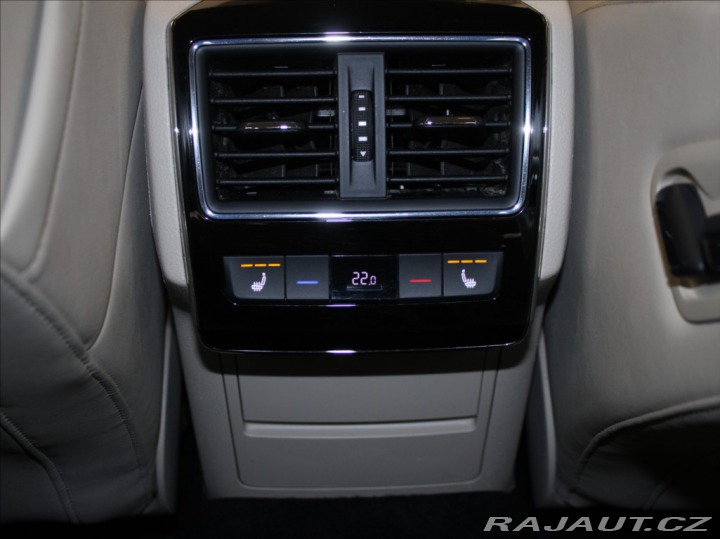 Škoda Superb 2,0 TDi 140kW Manuál L&am 2016