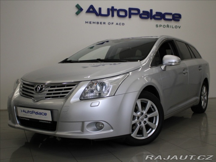 Toyota Avensis 2,0 D 93kW 154tkm. Akční 2011