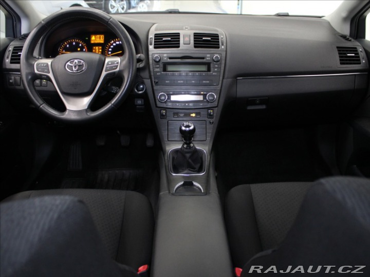 Toyota Avensis 2,0 D 93kW 154tkm. Akční 2011