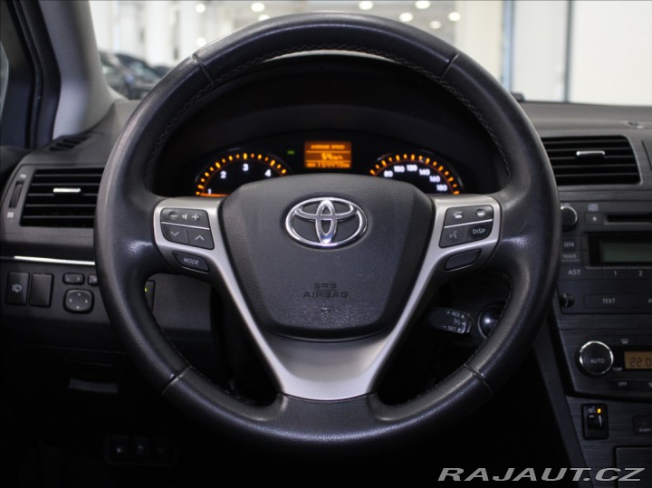 Toyota Avensis 2,0 D 93kW 154tkm. Akční 2011
