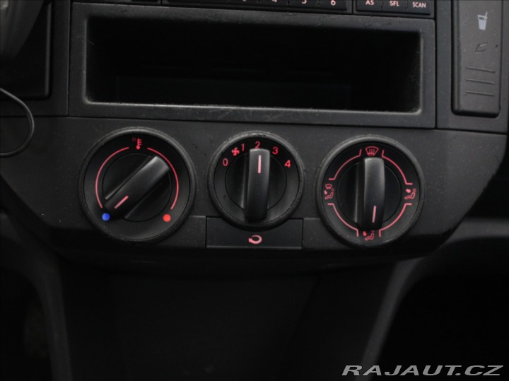 Volkswagen Polo 1,2 HTP 40kW 132tkm! ČR 2004