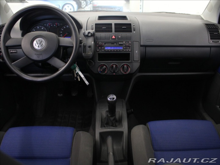 Volkswagen Polo 1,2 HTP 40kW 132tkm! ČR 2004