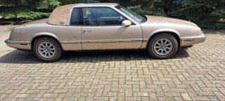   Buick Riviera 3,8