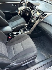Hyundai i30 1,6   (88 kW), 2015 - nov 2015