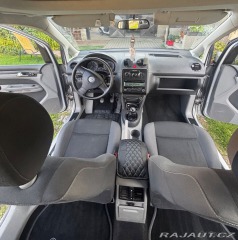Volkswagen Caddy 1,9   life 2010