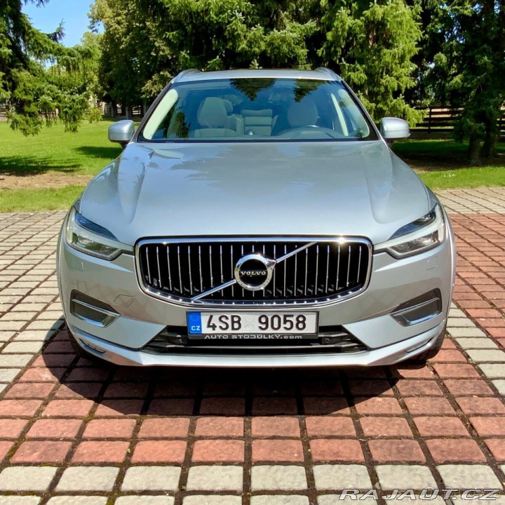 Volvo XC60 T6 Inscription – top stav 1800