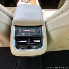 Volvo XC60 T6 Inscription – top stav 1800