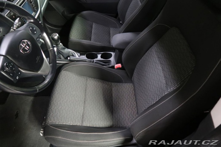 Toyota Auris 1.6VVT-i,CZ,Active Trend 2015