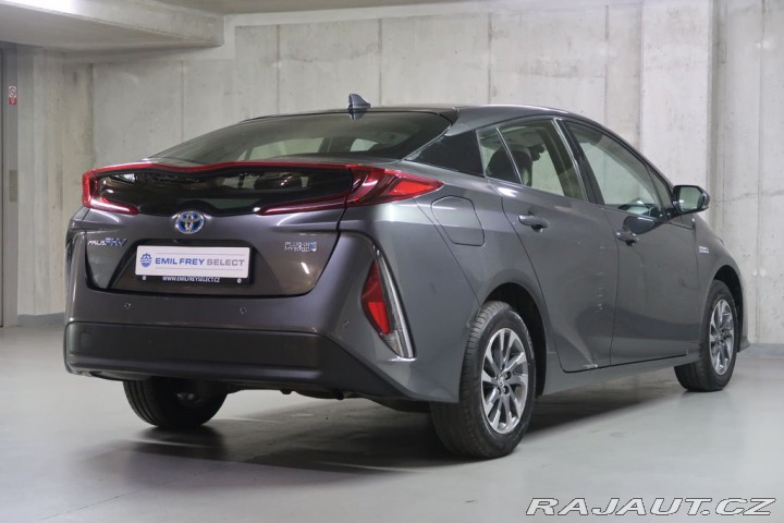 Toyota Prius  2019