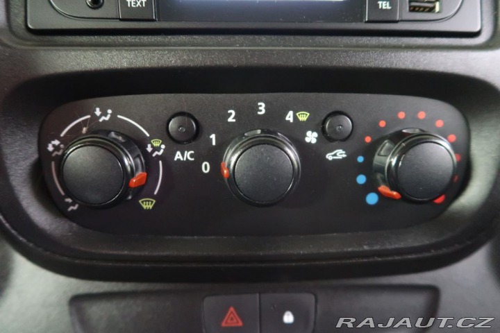 Renault Trafic 1,6DCi,CZ,6Míst 2015