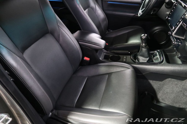 Toyota Hilux 2.8D-4D,CZ,150kW,Executiv 2021
