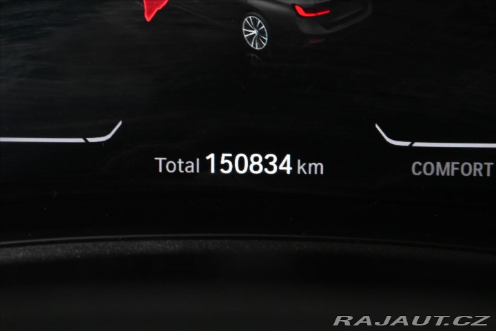 BMW 3 2,0 320d 140 kW AT8 Záruk 2021