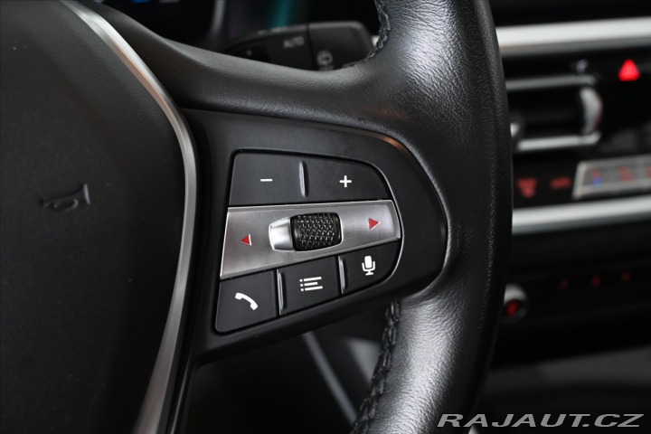 BMW 3 2,0 320d 140 kW AT8 Záruk 2021