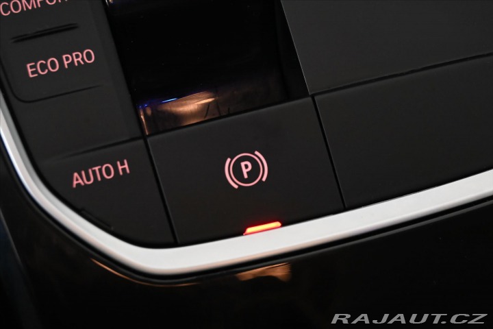 BMW 3 2,0 320d 140 kW AT8 Záruk 2021