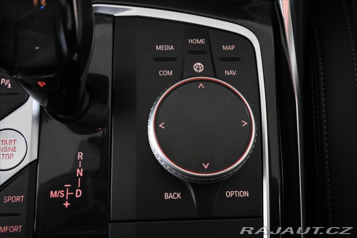 BMW 3 2,0 320d 140 kW AT8 Záruk 2021