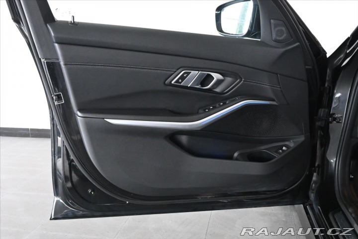 BMW 3 2,0 320d 140 kW AT8 Záruk 2021