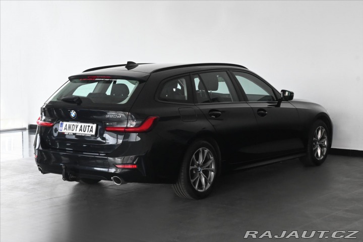 BMW 3 2,0 320d 140 kW AT8 Záruk 2021