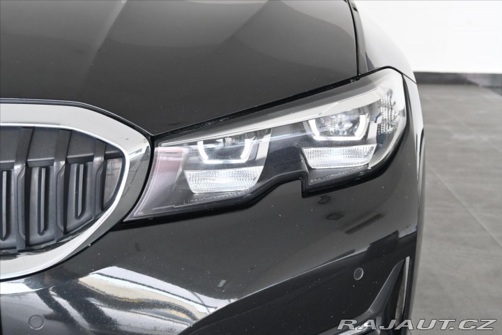 BMW 3 2,0 320d 140 kW AT8 Záruk 2021