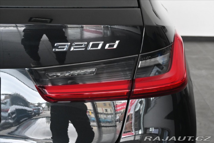BMW 3 2,0 320d 140 kW AT8 Záruk 2021
