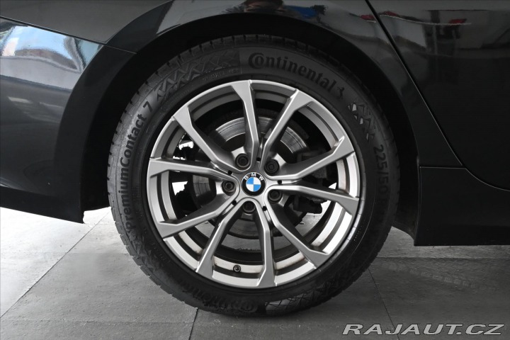 BMW 3 2,0 320d 140 kW AT8 Záruk 2021