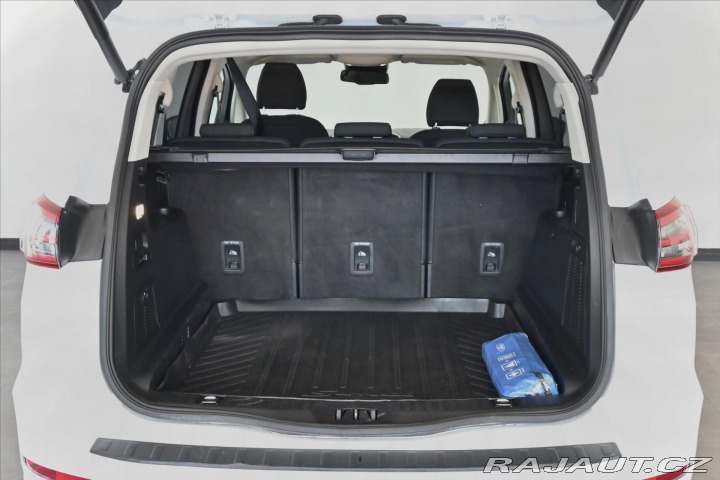 Ford S-MAX 2,0 TDCi 140 kW Titanium 2020