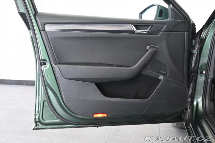 Škoda Superb 2,0 TDI 110kW DSG STYLE Z 2021