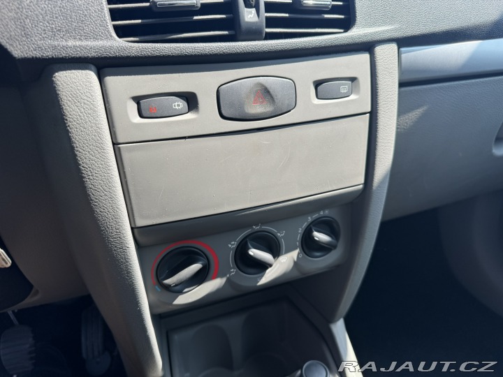 Renault Thalia 1,2 55 KW 2X KOLA 1 MAJ. 2012