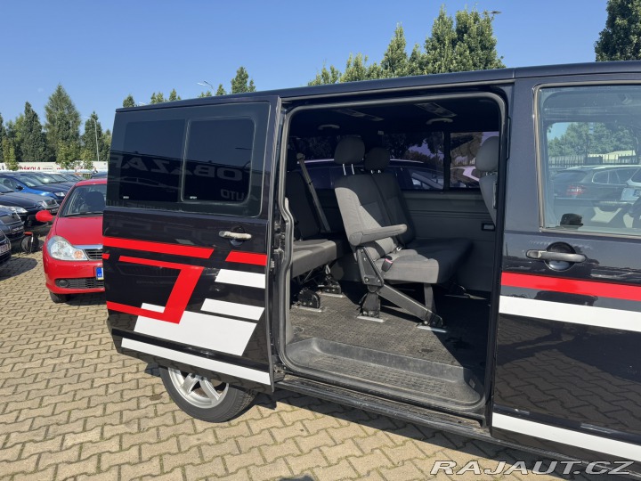 Volkswagen Transporter 7 MÍST 2,5 TDI 128 KW 2004