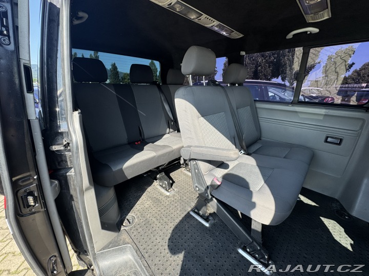 Volkswagen Transporter 7 MÍST 2,5 TDI 128 KW 2004
