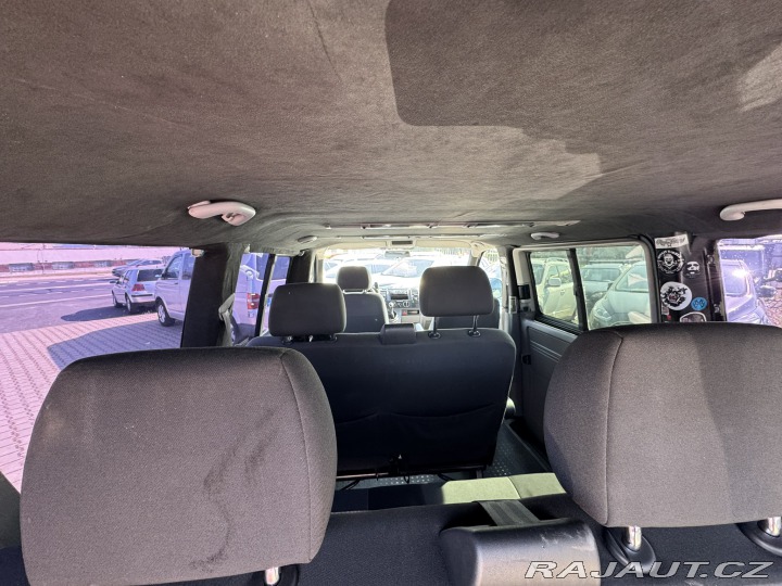 Volkswagen Transporter 7 MÍST 2,5 TDI 128 KW 2004