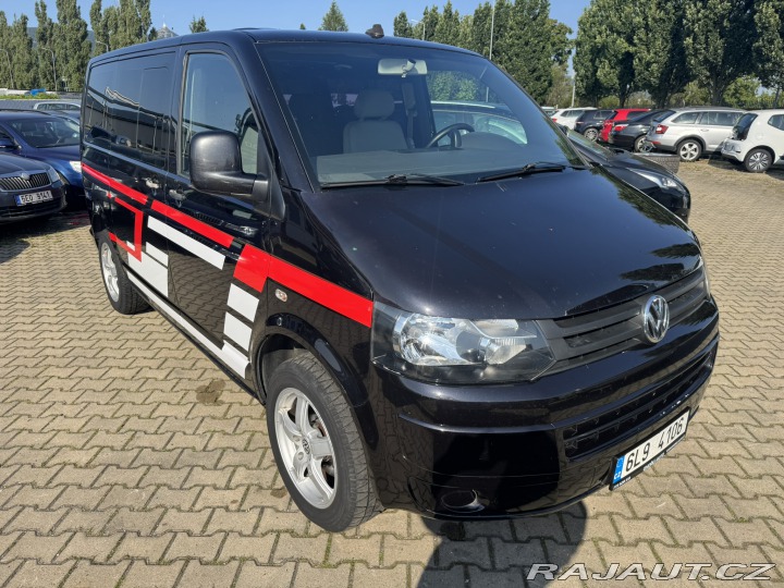 Volkswagen Transporter 7 MÍST 2,5 TDI 128 KW 2004