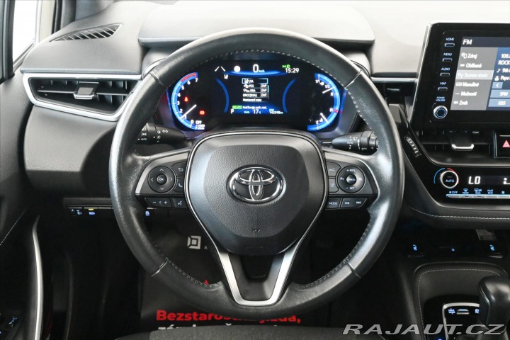 Toyota Corolla 1,8 HYBRID 90 kW Business 2022