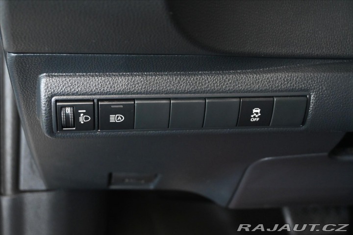 Toyota Corolla 1,8 HYBRID 90 kW Business 2022