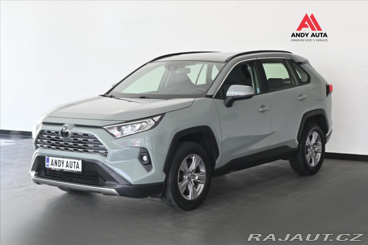 Toyota RAV4 2,0 VVT-I 129kW BUSINESS 2022