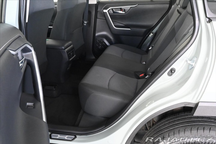 Toyota RAV4 2,0 VVT-I 129kW BUSINESS 2022