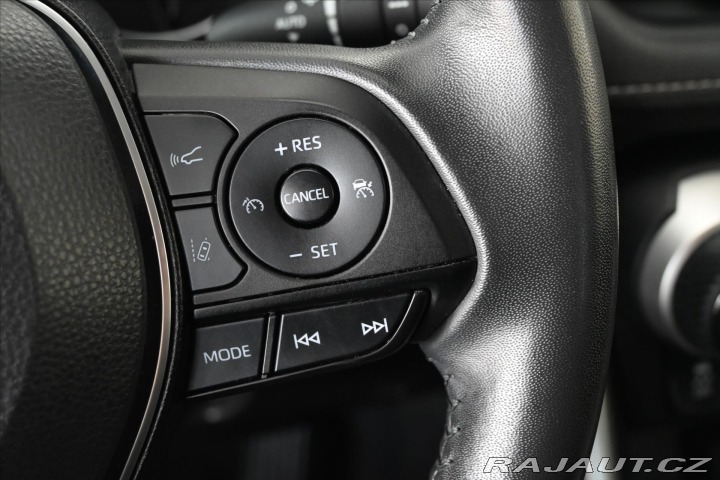 Toyota RAV4 2,0 VVT-I 129 kW Business 2022