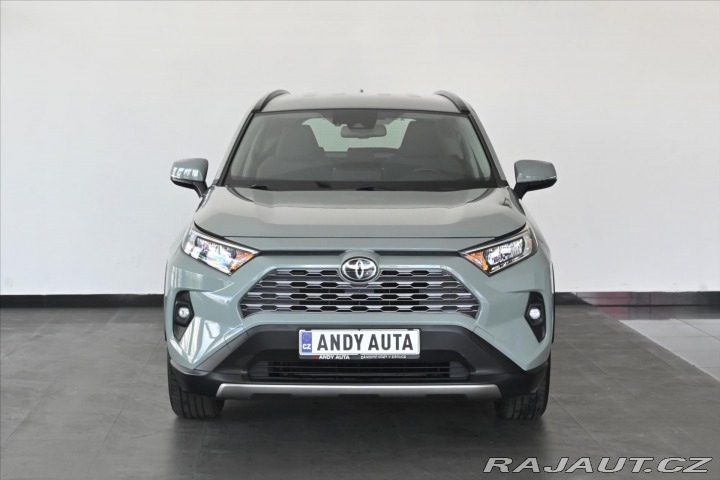 Toyota RAV4 2,0 VVT-I 129kW BUSINESS 2022
