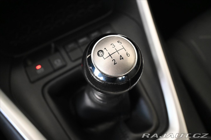 Toyota RAV4 2,0 VVT-I 129 kW Business 2022