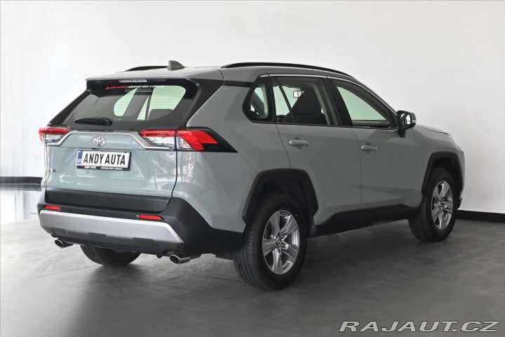 Toyota RAV4 2,0 VVT-I 129kW BUSINESS 2022